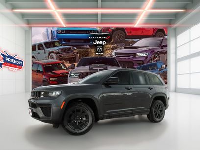 New 2026 Jeep Grand Cherokee Laredo