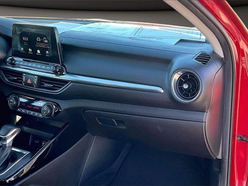 Used 2019 Kia Forte S image 15