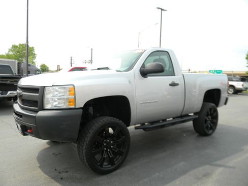 Used 2013 Chevrolet Silverado 1500 W/T image 3