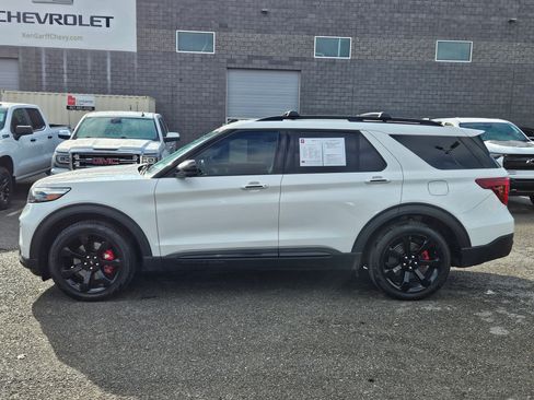 Used 2021 Ford Explorer ST w/ Equipment Group 401A image 7