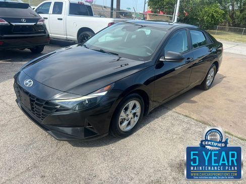 Used 2023 Hyundai Elantra SE FWD image 1