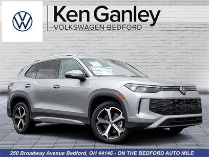 New 2025 Volkswagen Tiguan SE