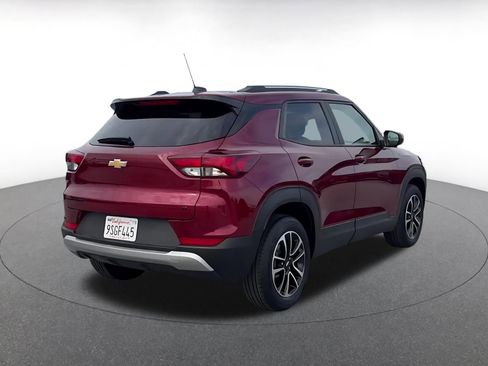 Used 2025 Chevrolet TrailBlazer LT image 14