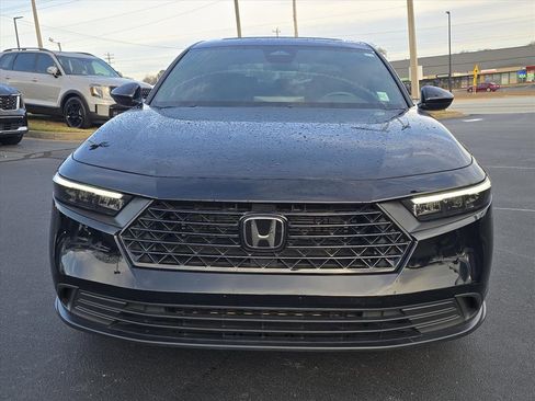 Used 2024 Honda Accord Sport image 7