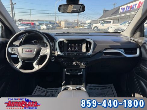 Used 2023 GMC Terrain SLE w/ Driver Convenience Package image 28