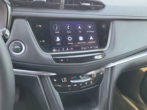 Used 2025 Cadillac XT5 Premium Luxury image 13