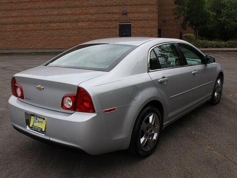 Used 2010 Chevrolet Malibu LS FWD image 4
