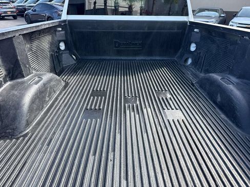 Used 2025 Chevrolet Silverado 2500 LT w/ Convenience Package AWD/4WD image 11