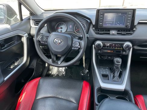 Used 2019 Toyota RAV4 LE w/ All Weather Liner Package AWD/4WD image 8