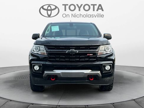 Used 2022 Chevrolet Colorado Z71 w/ Z71 Midnight Edition AWD/4WD image 8