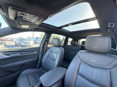 Used 2024 Cadillac XT6 Sport image 22