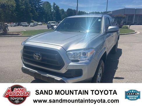 Used 2023 Toyota Tacoma SR AWD/4WD image 6