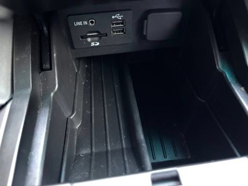 Used 2014 Ford Explorer Limited w/ Equipment Group 302A AWD/4WD image 32