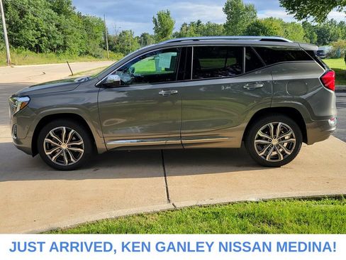 Used 2018 GMC Terrain Denali w/ Advanced Safety Package AWD/4WD image 6