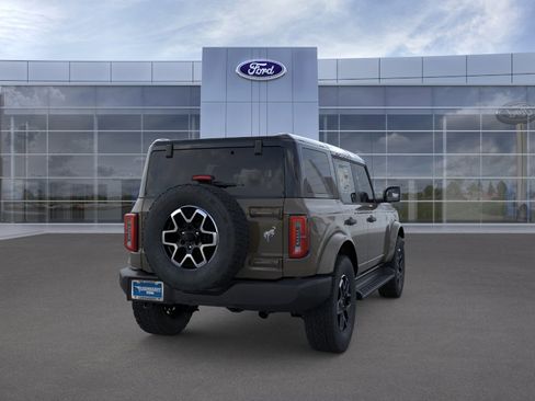New 2026 Ford Bronco Outer Banks AWD/4WD image 8