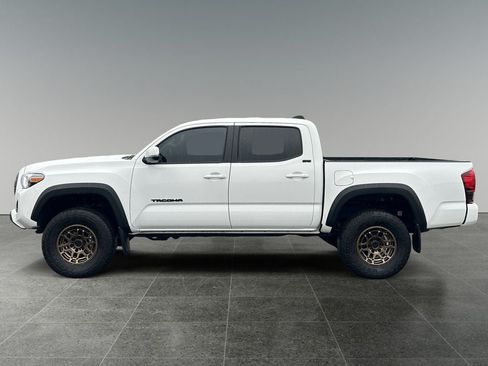 Used 2023 Toyota Tacoma 4x4 Double Cab w/ Trail Edition image 4