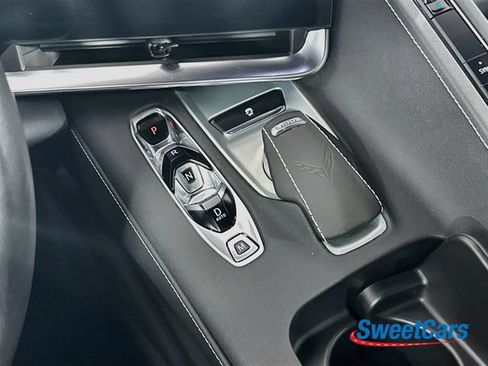 Used 2021 Chevrolet Corvette Stingray Coupe w/ Z51 Performance Package RWD image 24