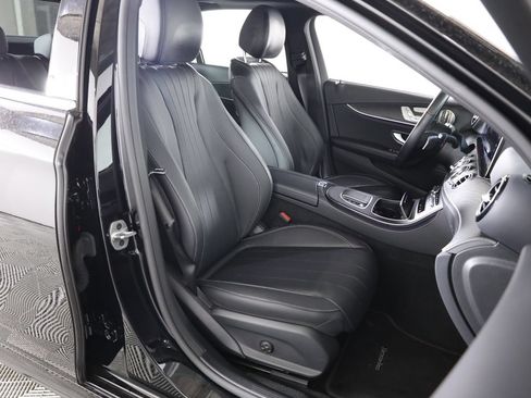 Used 2022 Mercedes-Benz E 450 4MATIC Sedan image 59
