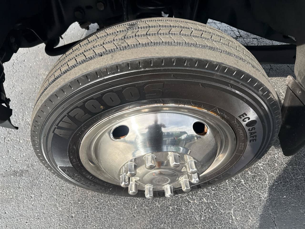 Used 2019 Ford F550 2WD Crew Cab Super Duty w/ Power Equipment Group image 11
