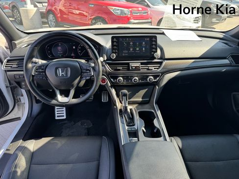 Used 2019 Honda Accord Sport image 14