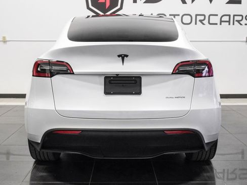 Used 2023 Tesla Model Y Long Range image 13
