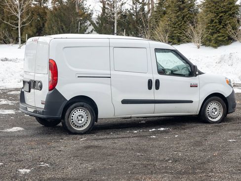 Used 2018 RAM ProMaster City Tradesman image 9