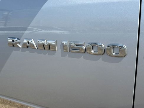 Used 2011 RAM 1500 Classic SLT image 8