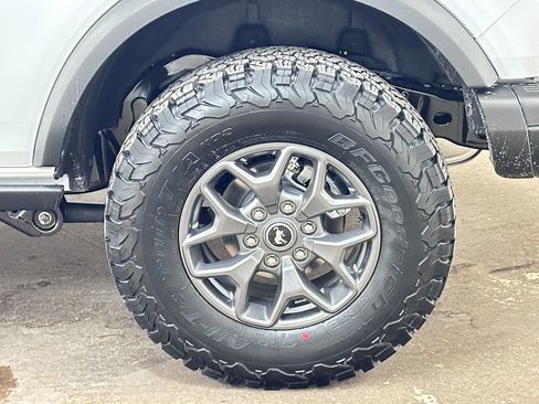 New 2025 Ford Bronco Badlands image 42