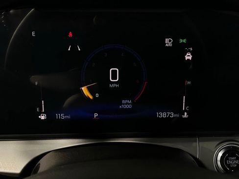 Used 2025 Chevrolet Trax LT image 15