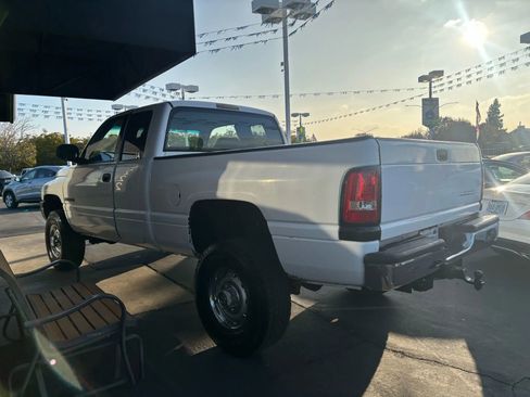 Used 2001 Dodge Ram 2500 Truck 4x4 Quad Cab image 4