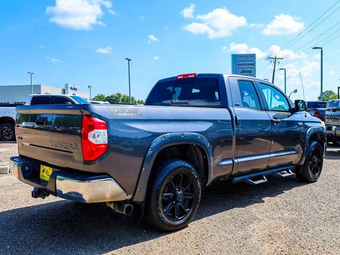 Used 2018 Toyota Tundra SR5 w/ SR5 Upgrade Package AWD/4WD image 9
