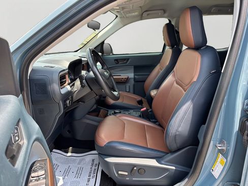 Used 2023 Ford Maverick Lariat w/ Lariat Luxury Package FWD image 24