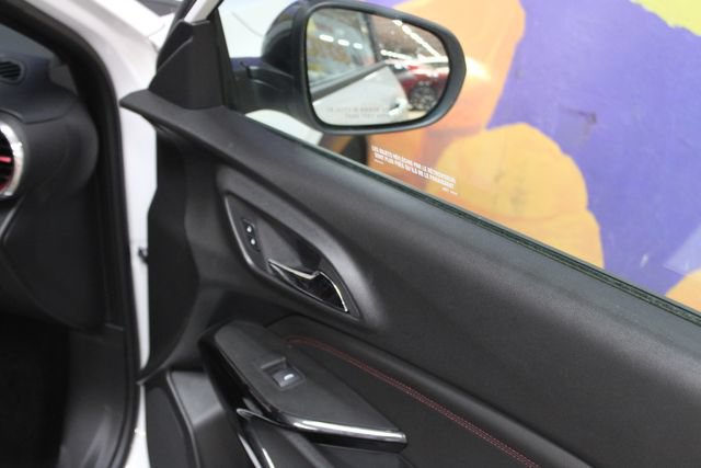 Used 2024 Chevrolet Trax RS w/ Sunroof Package FWD image 11