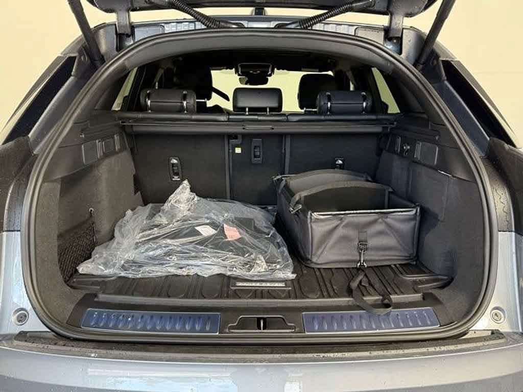 New 2026 Land Rover Range Rover Velar S AWD/4WD image 14