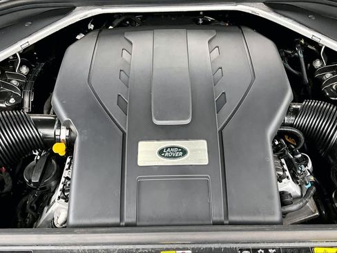 Used 2023 Land Rover Range Rover SE AWD/4WD image 33