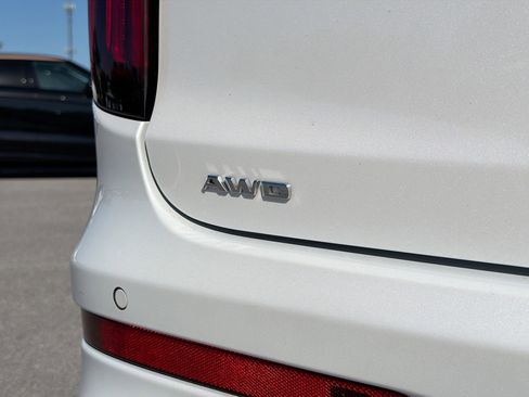 Used 2024 Cadillac XT6 Premium Luxury w/ LPO, Floor Liner Package image 48