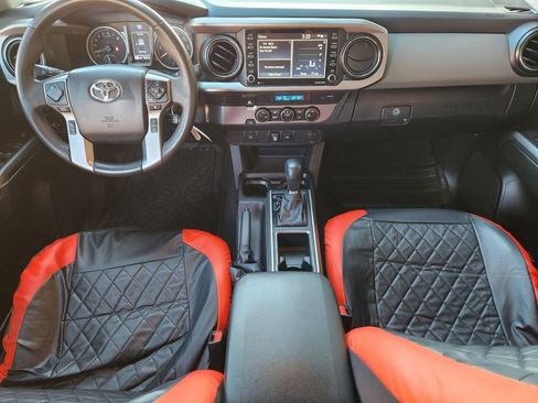 Used 2021 Toyota Tacoma SR5 image 24