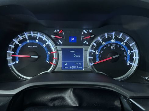 Used 2019 Toyota 4Runner SR5 Premium AWD/4WD image 17