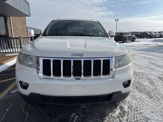 Used 2011 Jeep Grand Cherokee Laredo video 3