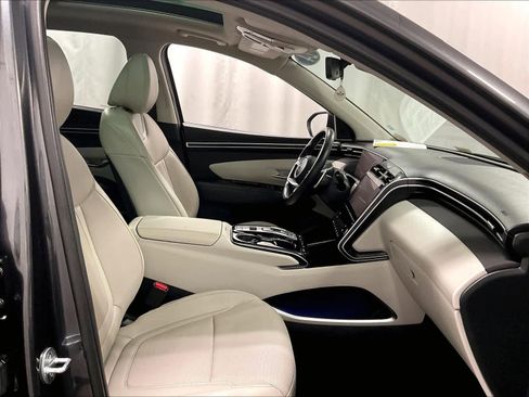 Used 2024 Hyundai Tucson Limited image 11