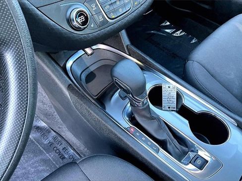 Used 2024 Chevrolet Malibu LT image 17