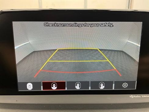 Used 2019 Kia Stinger GT2 AWD/4WD image 4