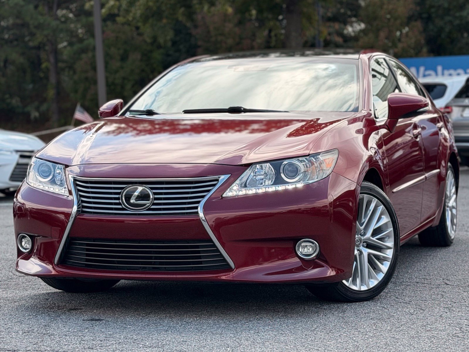 Used 2015 Lexus ES 350 w/ Ultra Luxury Package FWD image 1