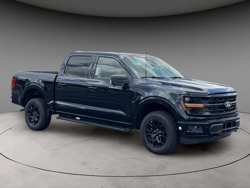 New 2026 Ford F150 XLT w/ Equipment Group 302A MID AWD/4WD image 3