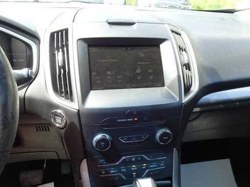 Used 2015 Ford Edge SEL w/ Equipment Group 201A AWD/4WD image 17