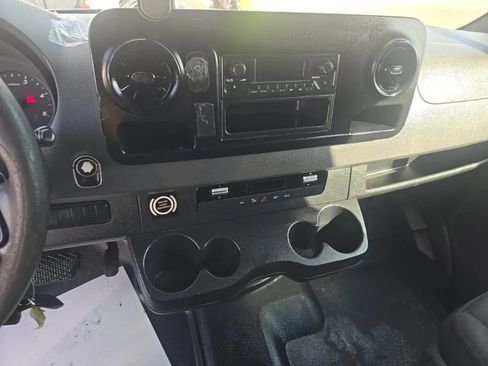 Used 2019 Mercedes-Benz Sprinter 170 image 5