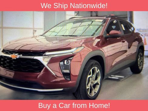 Used 2025 Chevrolet Trax LT w/ LT Convenience Package FWD image 1
