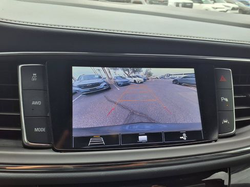 Used 2021 Buick Enclave Premium w/ Sun and Sites Package AWD/4WD image 24