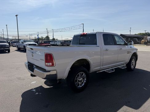 Used 2017 RAM 2500 Laramie AWD/4WD image 4
