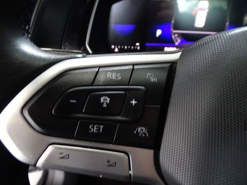 Used 2024 Volkswagen Jetta Sport FWD image 6